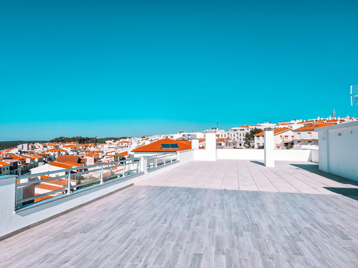 Image No.20-3 Bed Apartment for sale