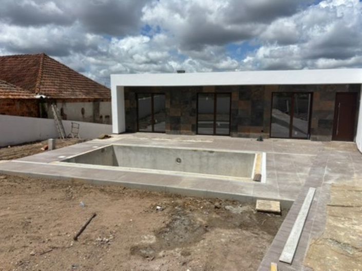 Image No.2-4 Bed Villa for sale