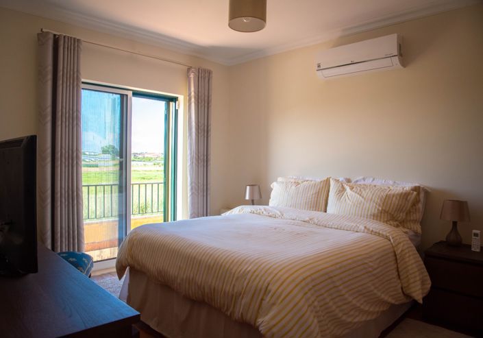 Image No.18-Villa de 4 chambres à vendre à Caldas da Rainha