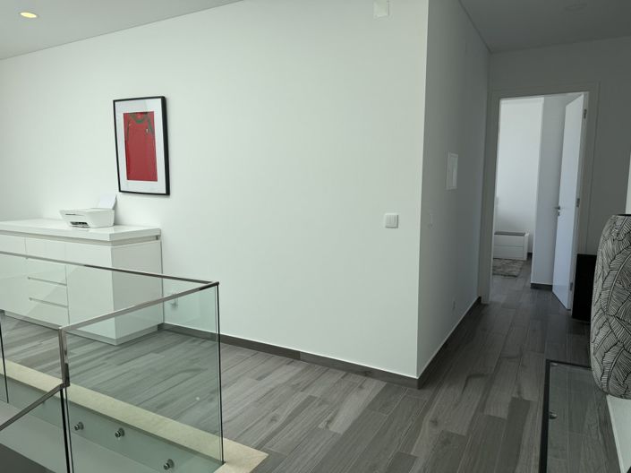 Image No.10-4 Bed Villa for sale