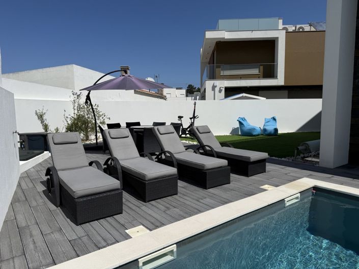 Image No.12-4 Bed Villa for sale