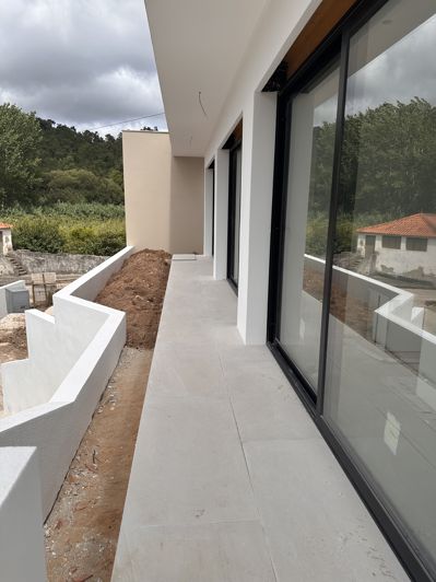 Image No.17-3 Bed Villa for sale