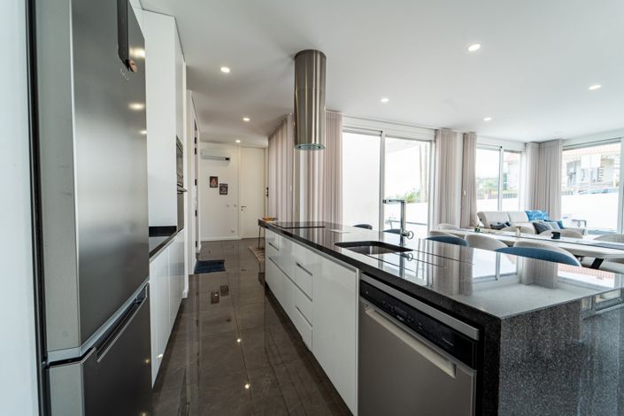 Image No.3-3 Bed Villa for sale