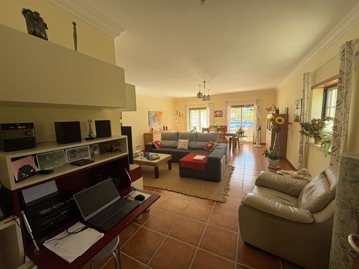 Image No.4-4 Bed Villa for sale