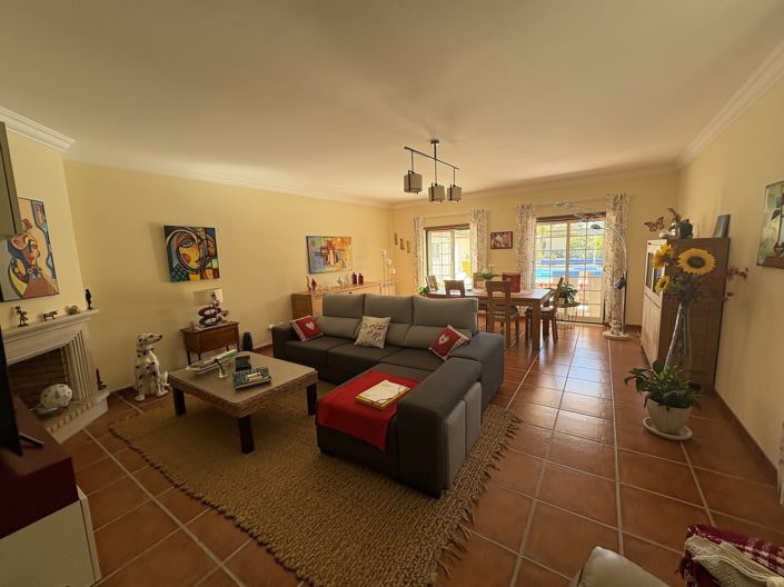 Image No.5-4 Bed Villa for sale