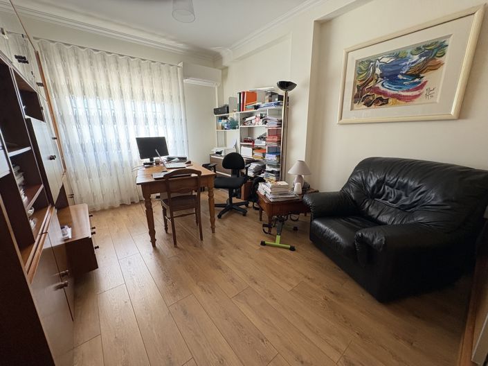 Image No.11-4 Bed Villa for sale