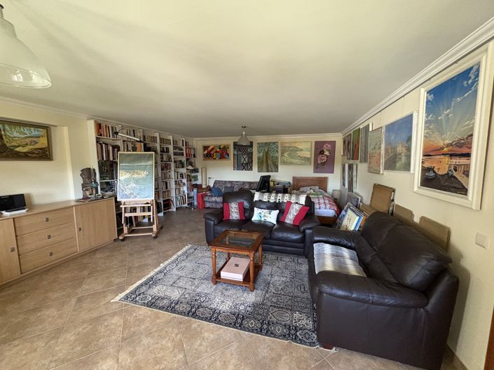 Image No.17-4 Bed Villa for sale