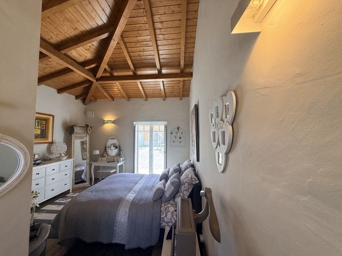 Image No.17-4 Bed Villa for sale