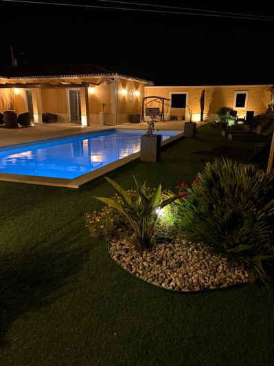 Image No.2-4 Bed Villa for sale