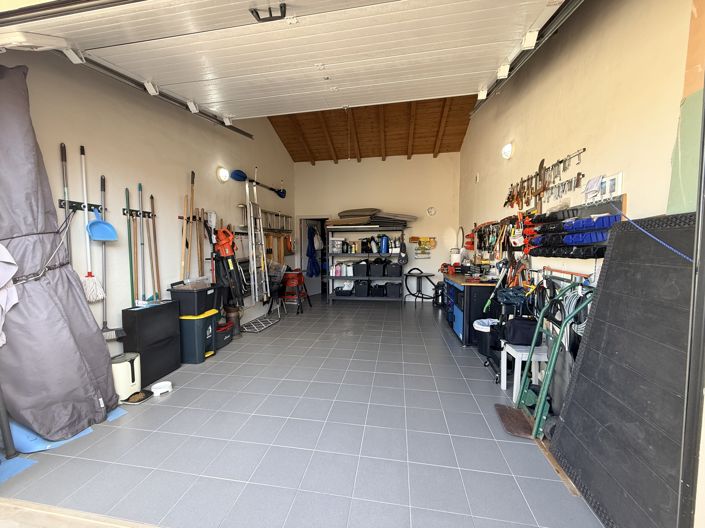 Image No.20-4 Bed Villa for sale