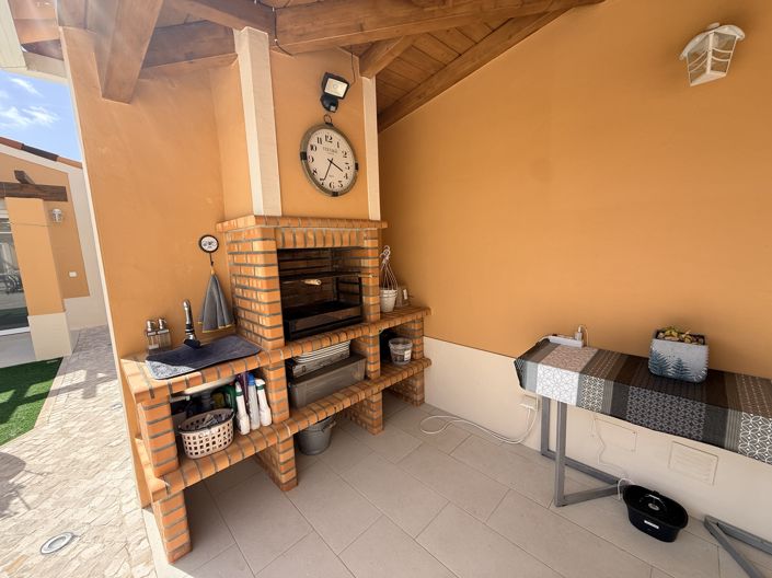 Image No.8-4 Bed Villa for sale