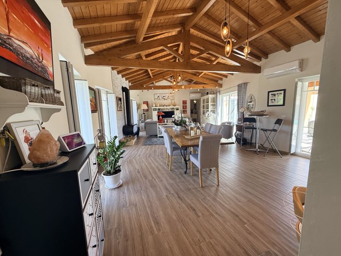 Image No.9-4 Bed Villa for sale