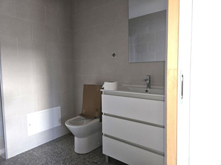 Image No.10-1 Bed Apartment for sale