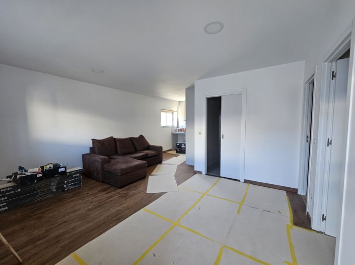 Image No.20-1 Bed Apartment for sale