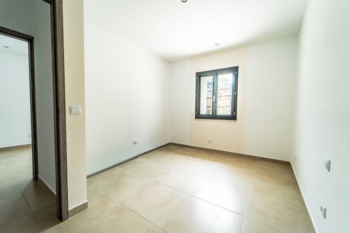 Image No.11-4 Bed Villa for sale