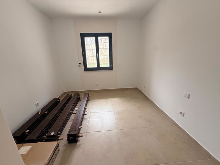 Image No.19-4 Bed Villa for sale