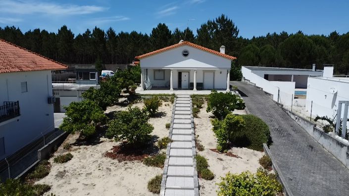 Image No.20-3 Bed Villa for sale