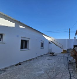 1 - Caldas da Rainha, Villa