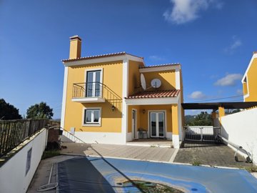 1 - Alcobaça, Villa