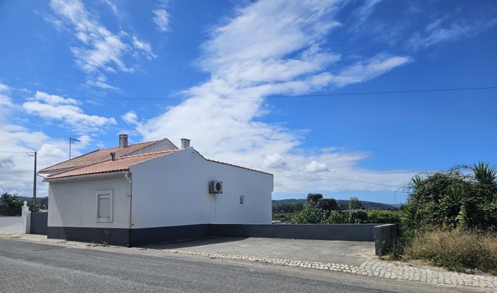 Image No.2-2 Bed Villa for sale