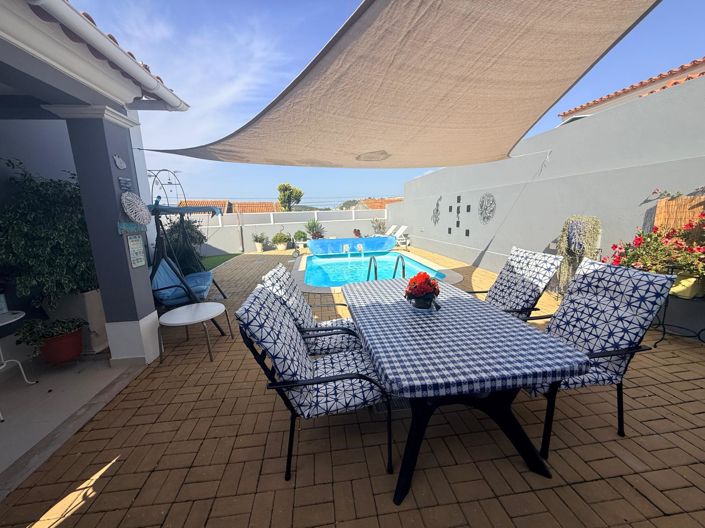 Image No.17-2 Bed Villa for sale