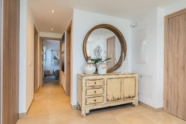 Image No.23-2 Bed Property for sale