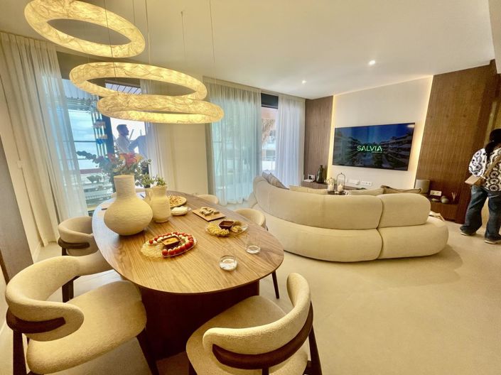 Image No.9-4 Bed Property for sale