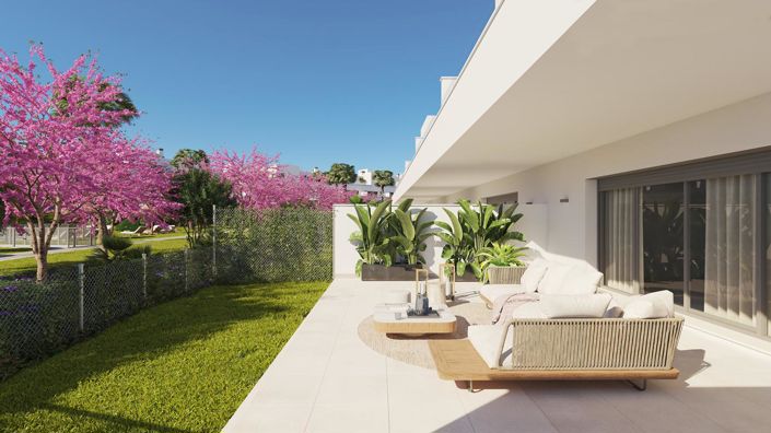 Image No.16-2 Bed Property for sale