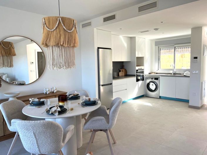 Image No.2-Propriété de 2 chambres à vendre à Estepona