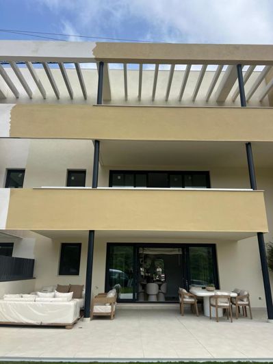 Image No.22-2 Bed Property for sale