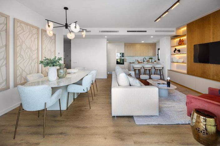 Image No.3-3 Bed Property for sale