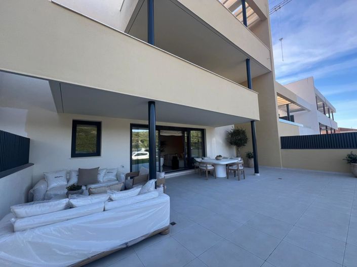 Image No.18-3 Bed Property for sale