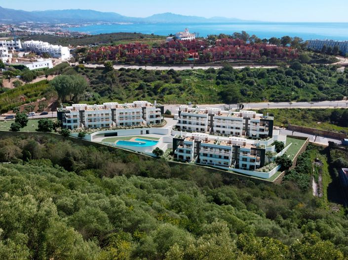 Image No.15-2 Bed Property for sale