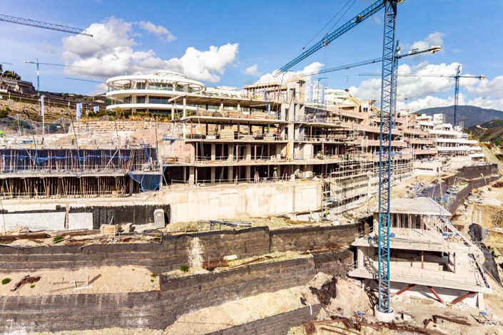 Image No.5-3 Bed Property for sale