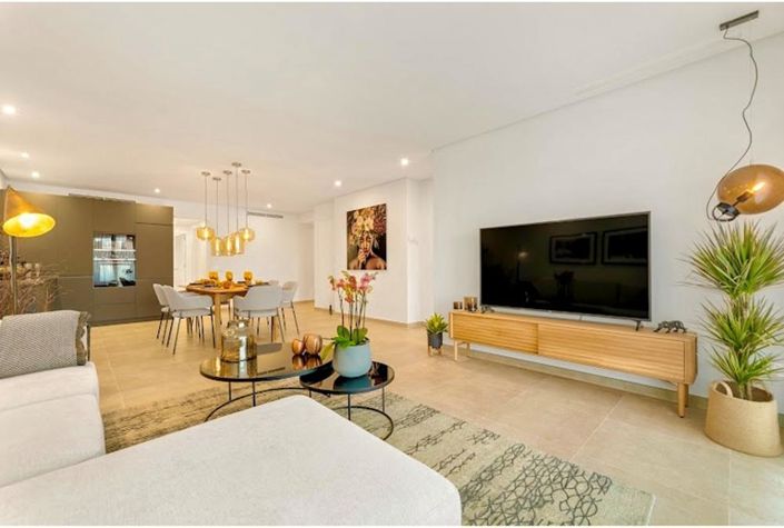 Image No.1-3 Bed Property for sale