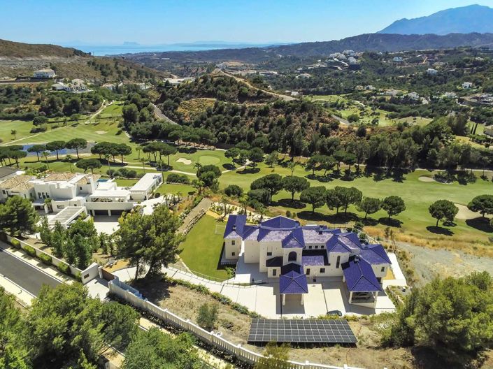 Image No.1-5 Bed Property for sale