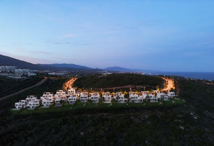 Image No.1-Propriété de 4 chambres à vendre à Estepona