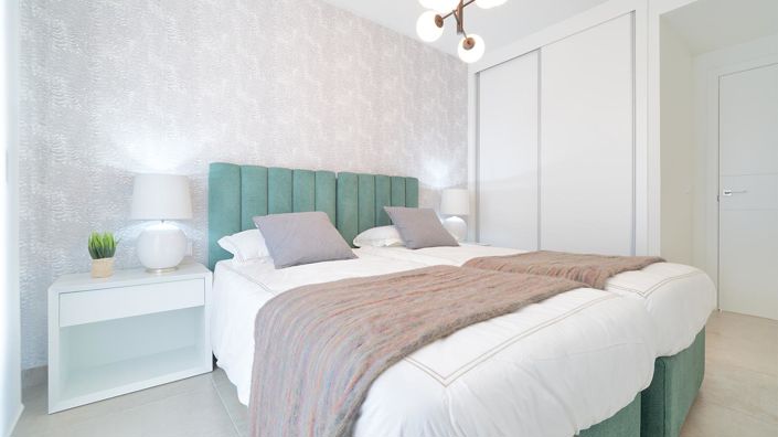 Image No.11-3 Bed Property for sale