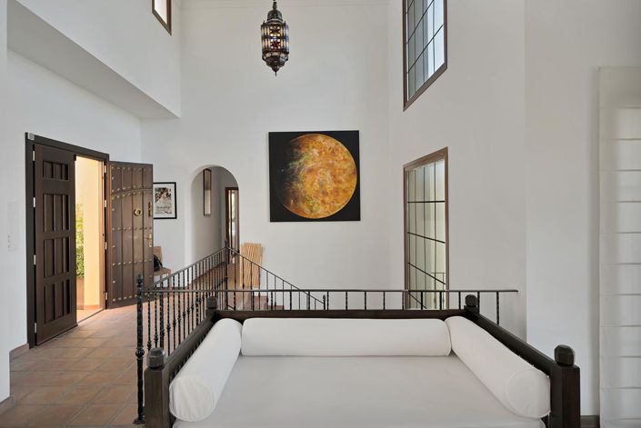 Image No.12-5 Bed Property for sale