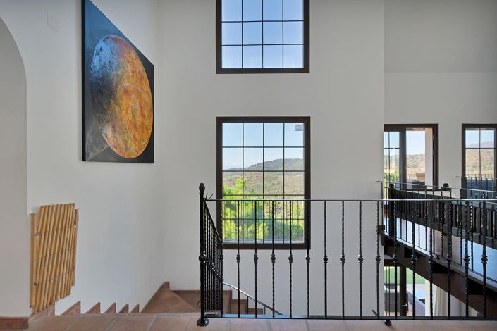 Image No.27-5 Bed Property for sale