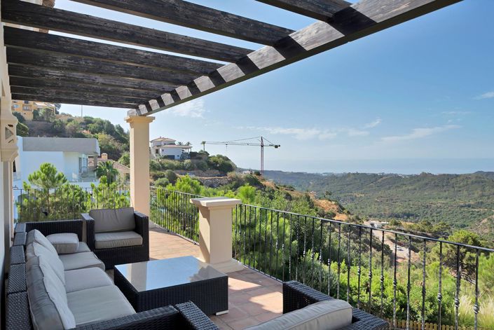 Image No.5-5 Bed Property for sale