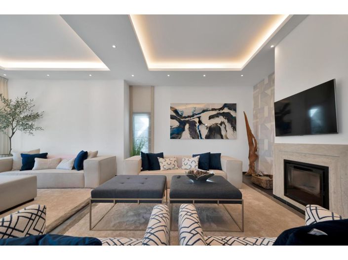 Image No.19-4 Bed Property for sale