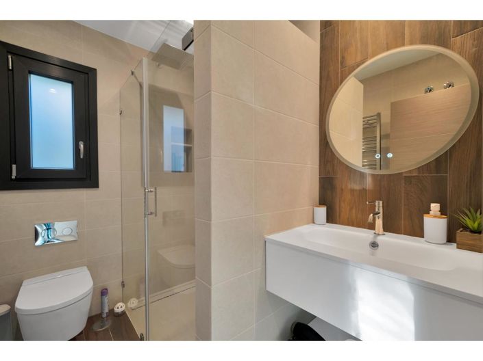 Image No.31-4 Bed Property for sale