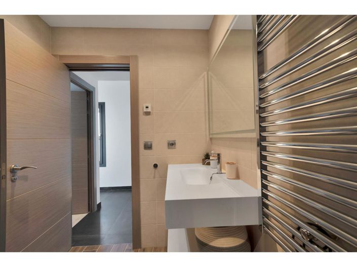 Image No.34-4 Bed Property for sale