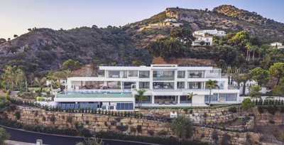 Propriété de 6 chambres à vendre à Benahavis