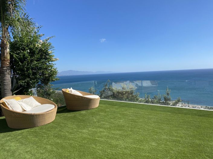 Image No.5-5 Bed Property for sale