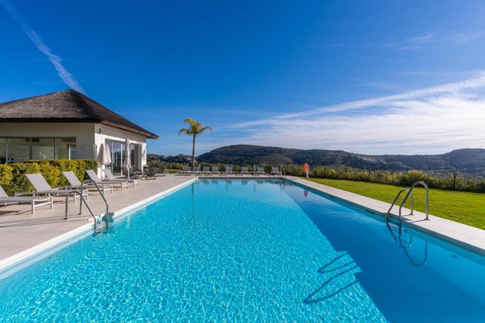 Image No.11-3 Bed Property for sale