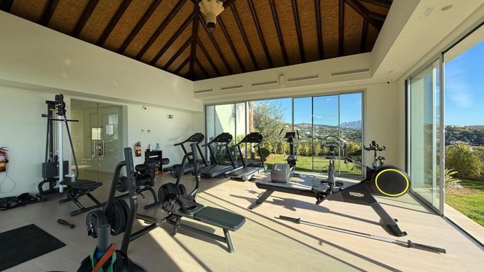 Image No.48-3 Bed Property for sale