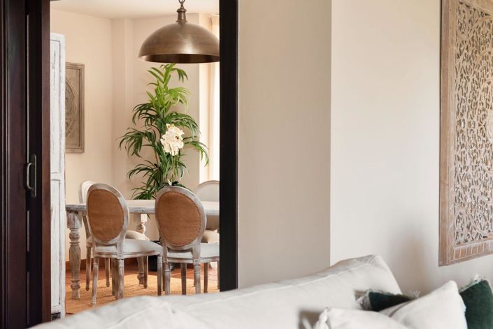 Image No.11-4 Bed Property for sale