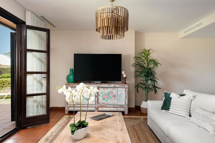 Image No.22-4 Bed Property for sale